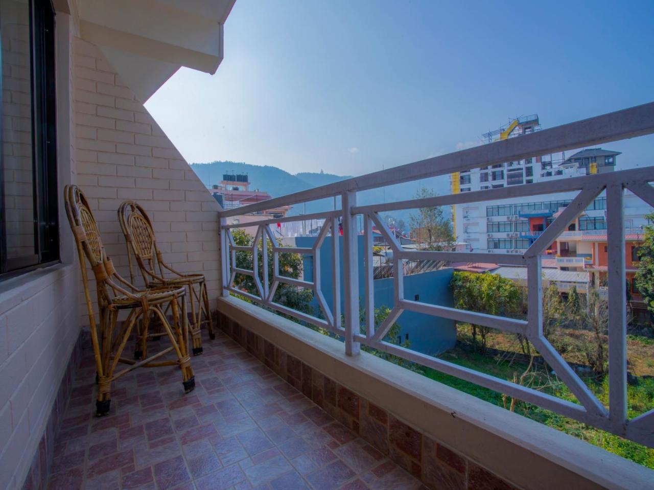 Hotel Garuda Inn 博卡拉 外观 照片